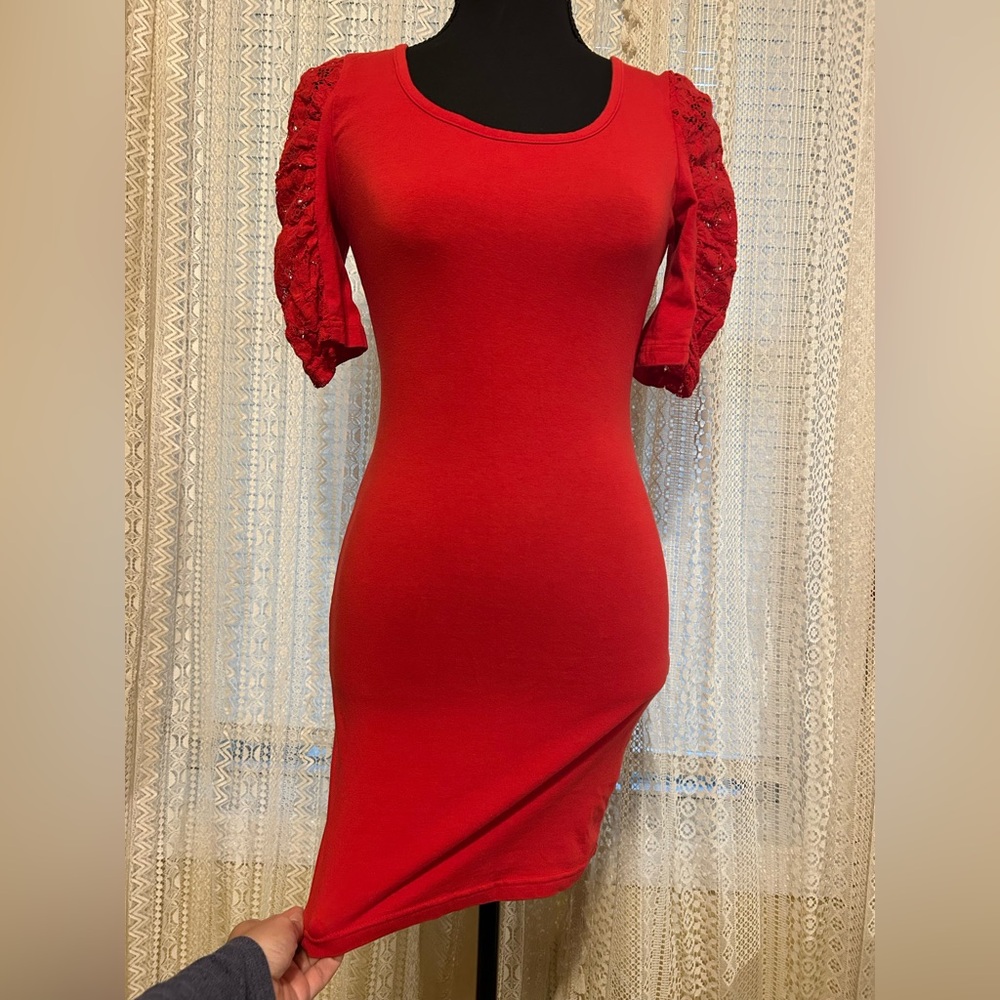 Red Bodycon Lace Sleeve Dress